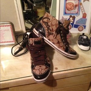 COPY - Cute AUTHENTIC COACH sneakers! Worn once!!